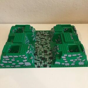 Old lego raised baseplate